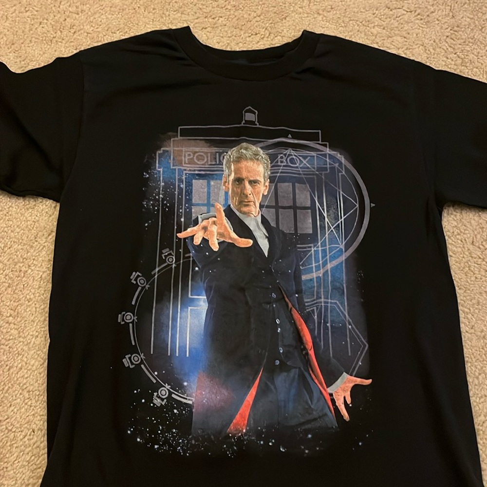 Men’s small Doctor Who shirt